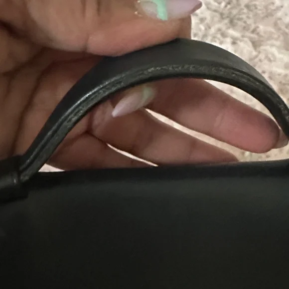 Coach Willis Black Leather Handbag with Gold Clasp - Picture 11 of 13